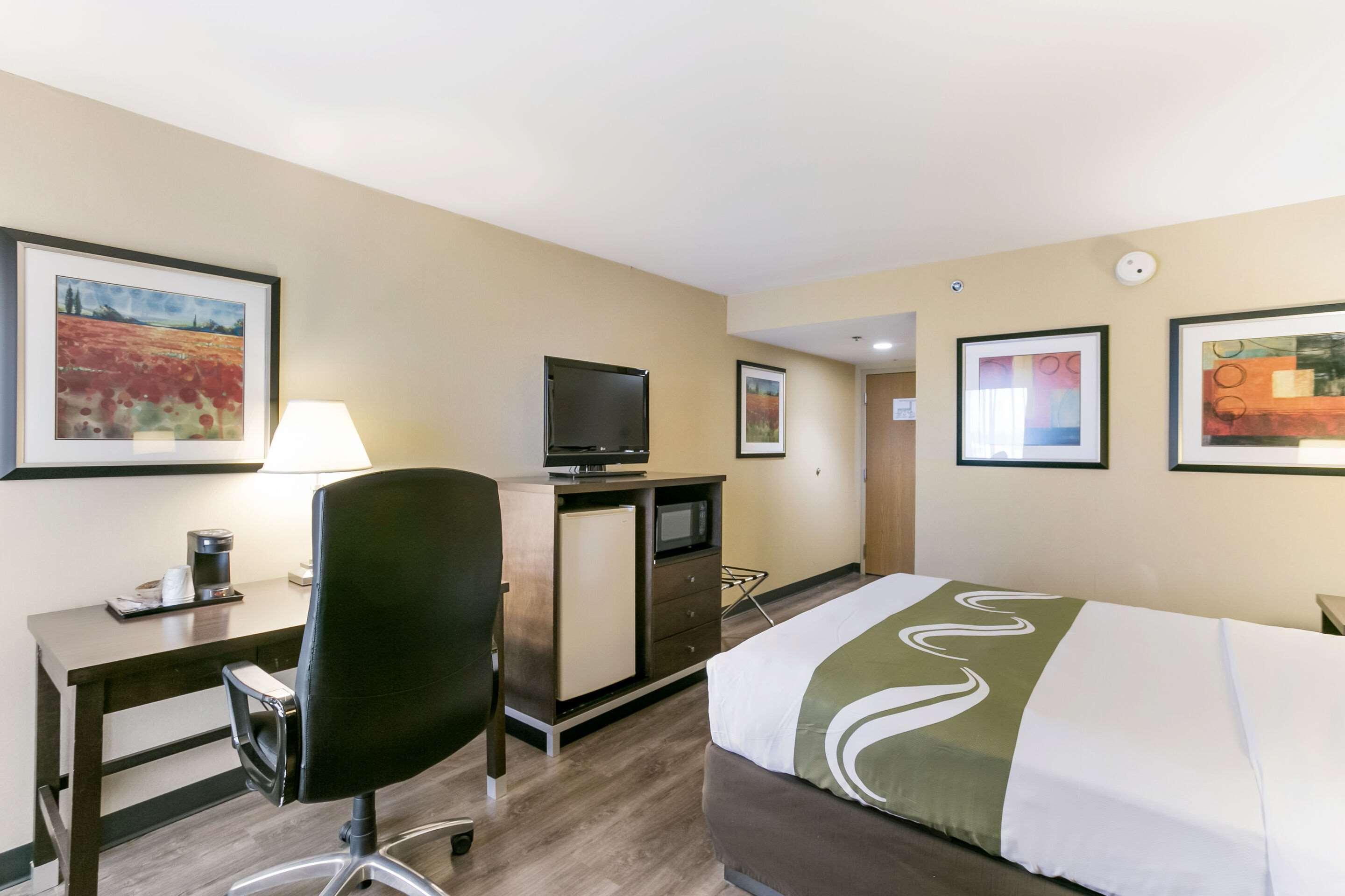 Quality Inn & Suites Bel Air I-95 Exit 77A المظهر الخارجي الصورة
