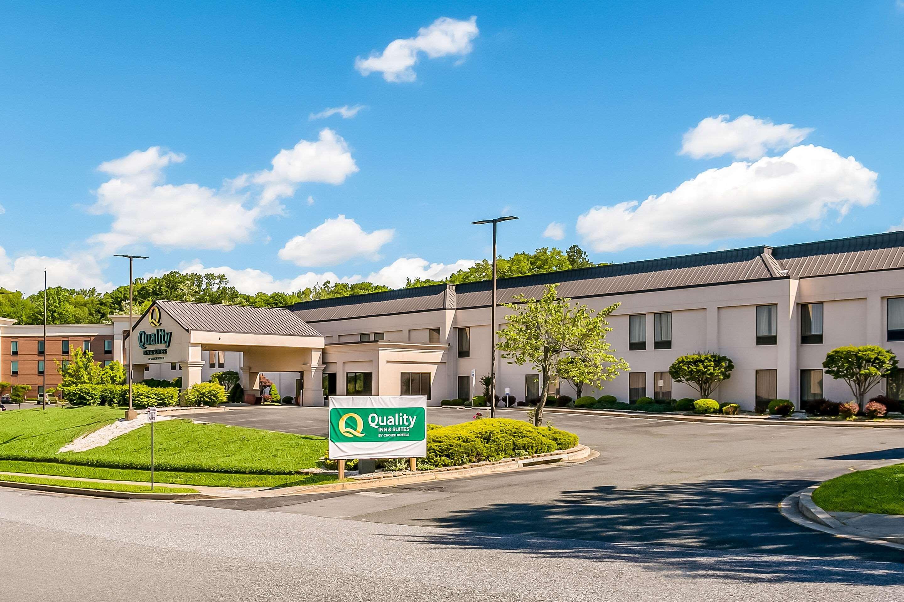 Quality Inn & Suites Bel Air I-95 Exit 77A المظهر الخارجي الصورة