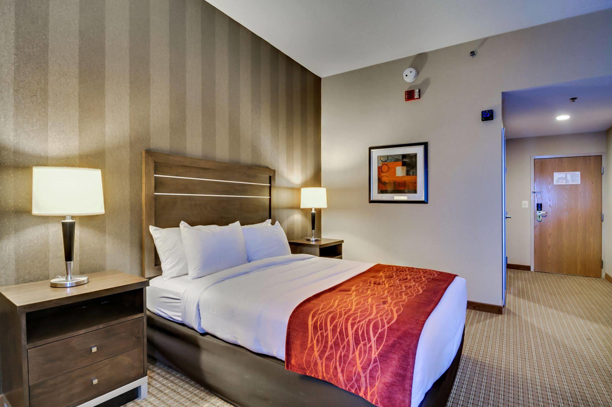 Quality Inn & Suites Bel Air I-95 Exit 77A المظهر الخارجي الصورة