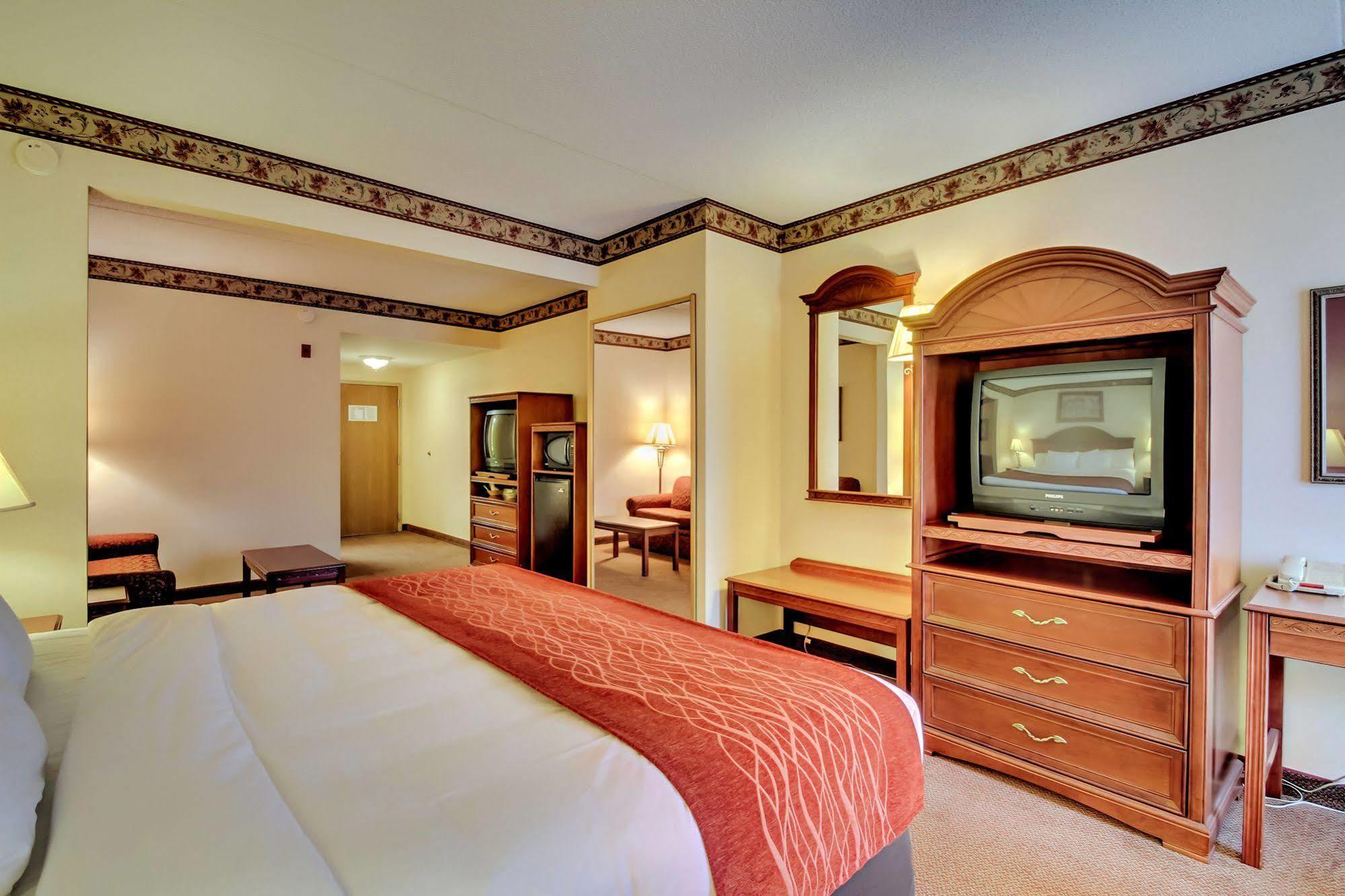 Quality Inn & Suites Bel Air I-95 Exit 77A المظهر الخارجي الصورة